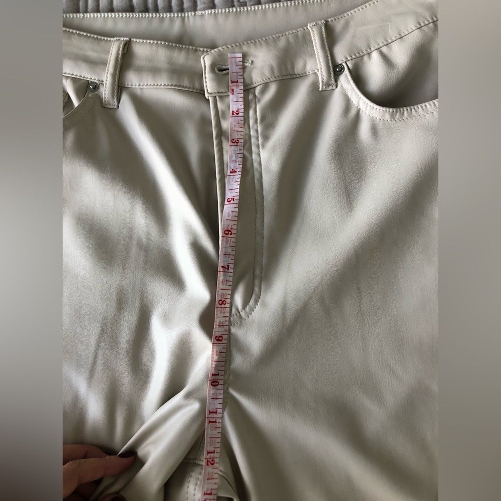H&M Divided Vegan Faux Leather Pants Cream Off White Size 10 Excellent Condition - Picture 9 of 10
